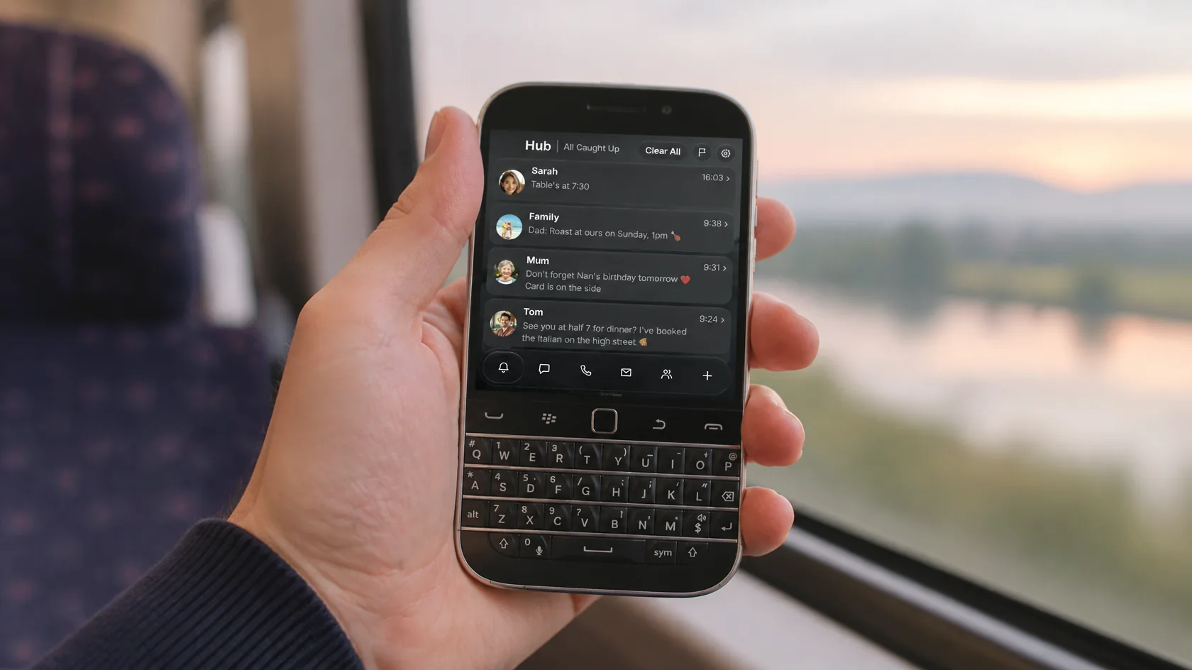 Someone reading the Glass OS Hub on a Zinwa Q25